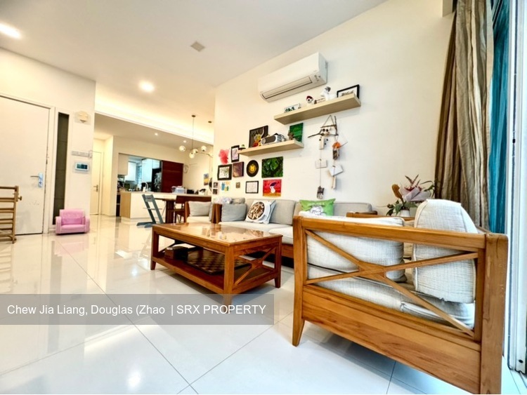 Hillington Green (D23), Condominium #490200521